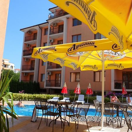 Gardenia Apartments Primorsko Luaran gambar