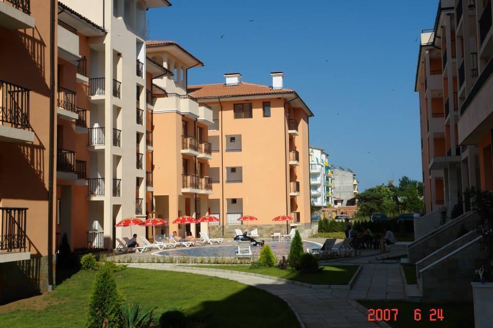 Gardenia Apartments Primorsko Luaran gambar