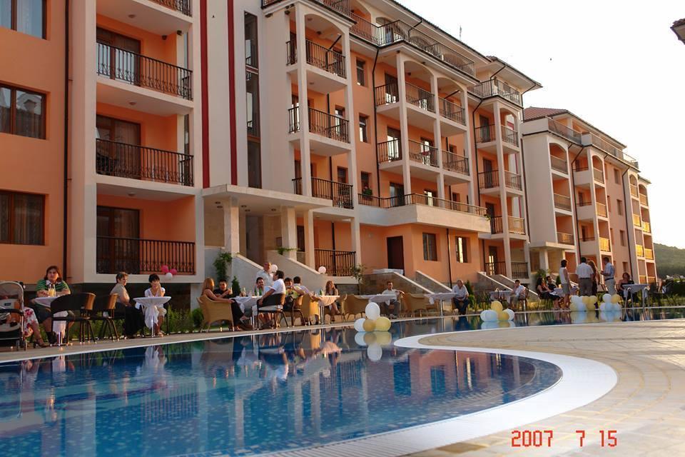 Gardenia Apartments Primorsko Luaran gambar